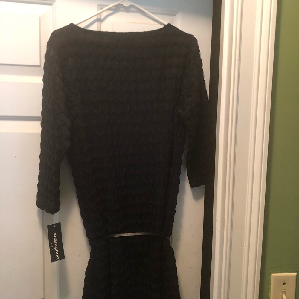 Dress - Picture 4 of 4